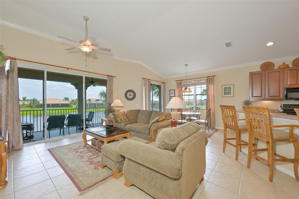 1330 EMERALD DUNES DRIVE, SUN CITY CENTER, FL 33573 — zdjęcie 3