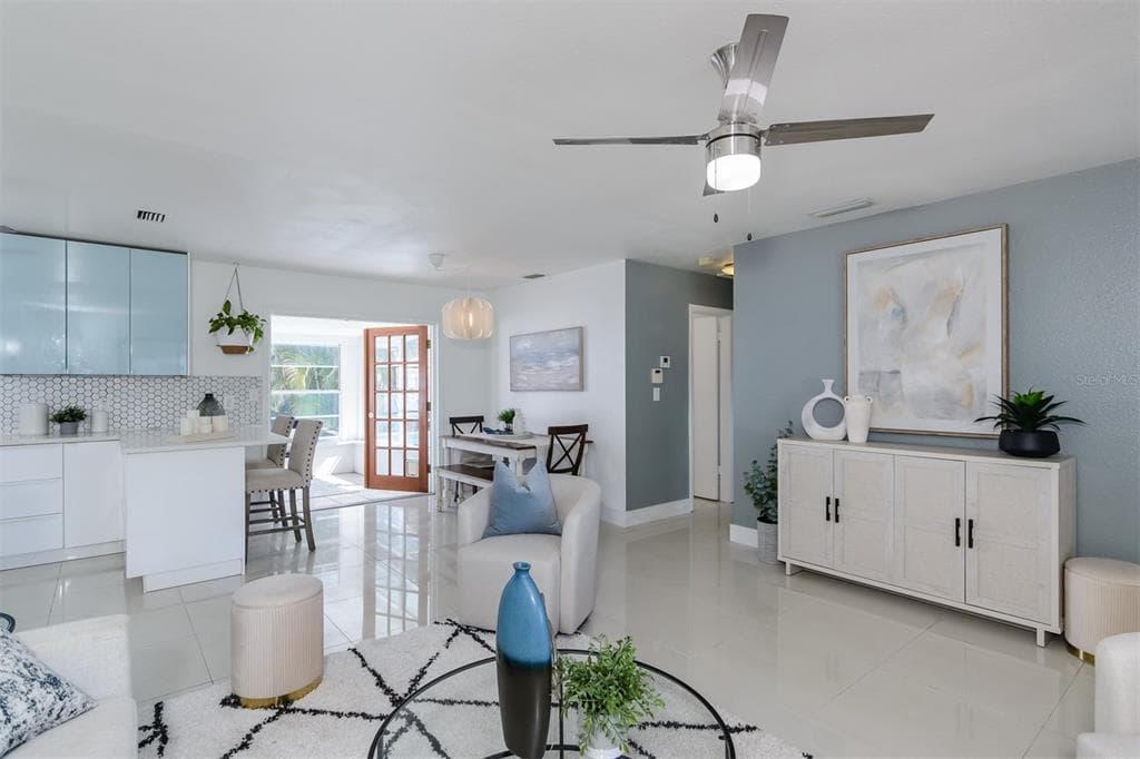 1435 77TH AVENUE N, ST PETERSBURG, FL 33702 — zdjęcie 3