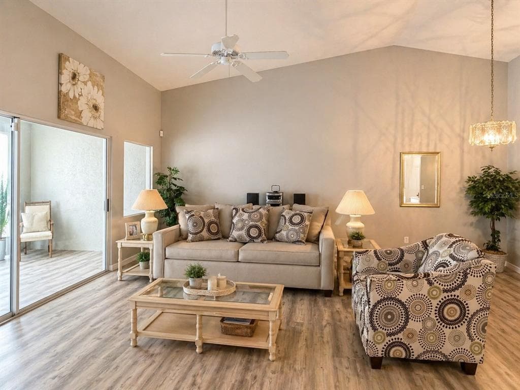822 MCCALLISTER AVENUE # 822, SUN CITY CENTER, FL 33573 — zdjęcie 5