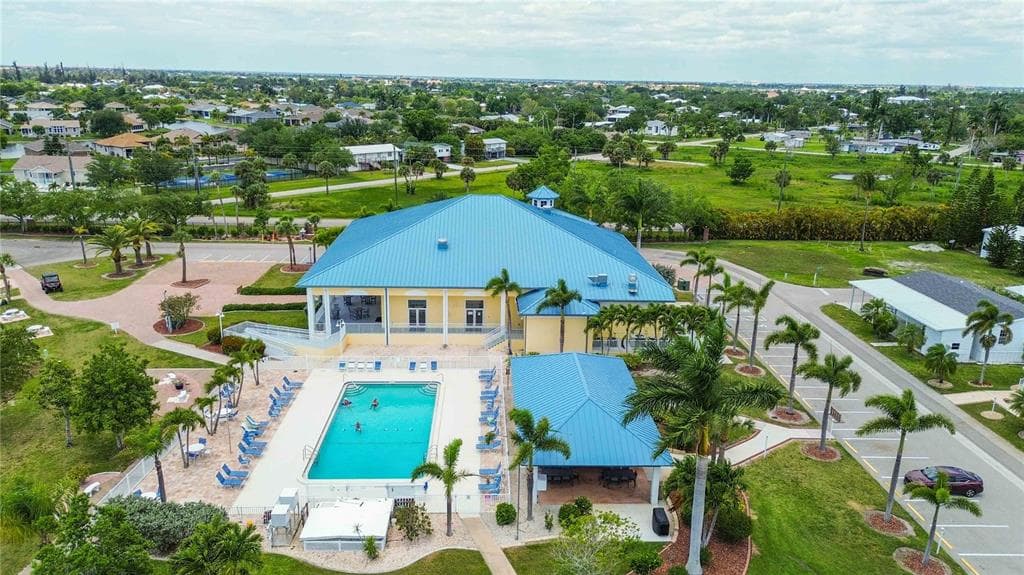 18 EMDEN CIRCLE, PUNTA GORDA, FL 33950 — zdjęcie 3