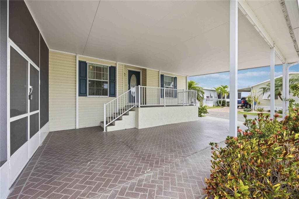 18 EMDEN CIRCLE, PUNTA GORDA, FL 33950 — zdjęcie 5