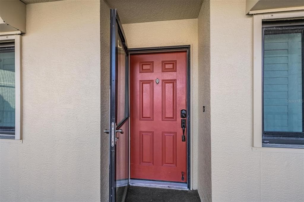 7435 BAYSHORE DRIVE # 303, TREASURE ISLAND, FL 33706 — zdjęcie 4