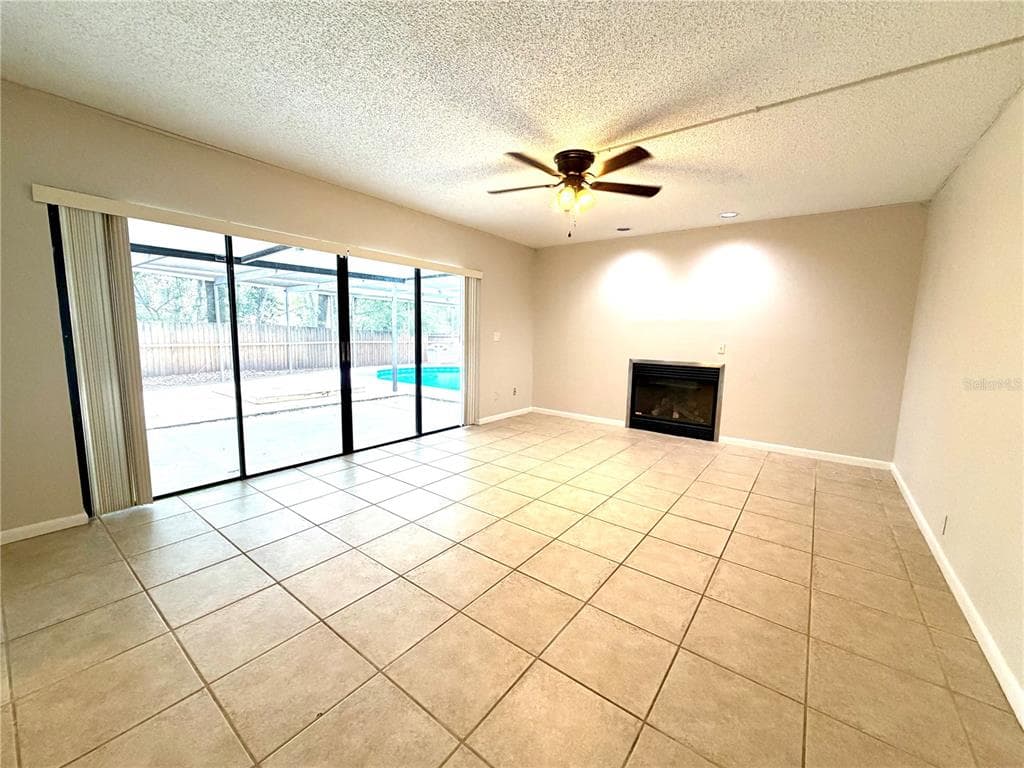 14904 LAKE FOREST DRIVE, LUTZ, FL 33559 — zdjęcie 3
