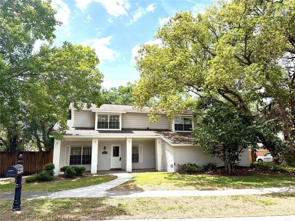 14904 LAKE FOREST DRIVE, LUTZ, FL 33559