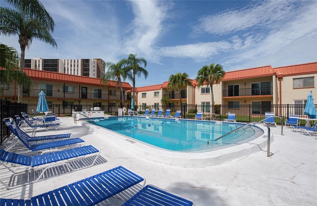 10365 PARADISE BOULEVARD # 9, TREASURE ISLAND, FL 33706 — zdjęcie 3