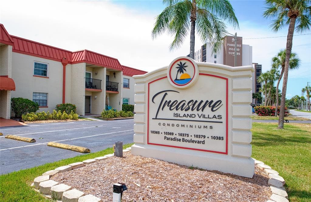 10365 PARADISE BOULEVARD # 9, TREASURE ISLAND, FL 33706