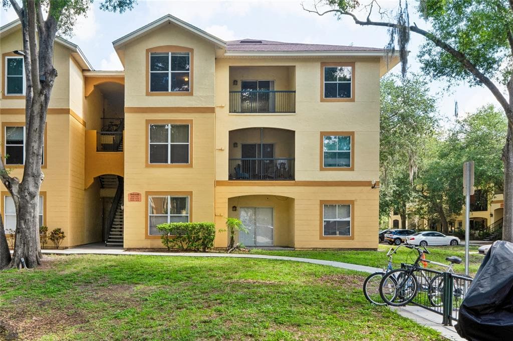 5618 PINNACLE HEIGHTS CIRCLE # 312, TAMPA, FL 33624
