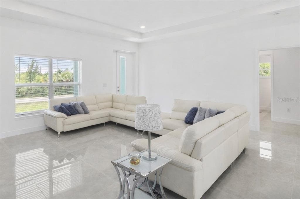 15473 LAKELAND CIRCLE, PORT CHARLOTTE, FL 33981 — zdjęcie 3