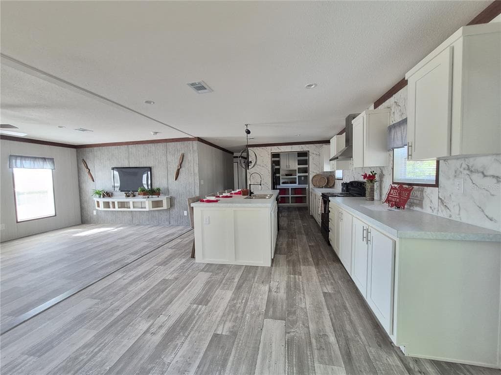 8128 WEEPING WILLOW STREET, BROOKSVILLE, FL 34613 — zdjęcie 4