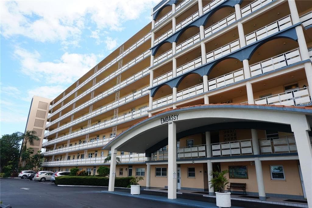 5900 SHORE BOULEVARD S # 402, GULFPORT, FL 33707 — zdjęcie 2