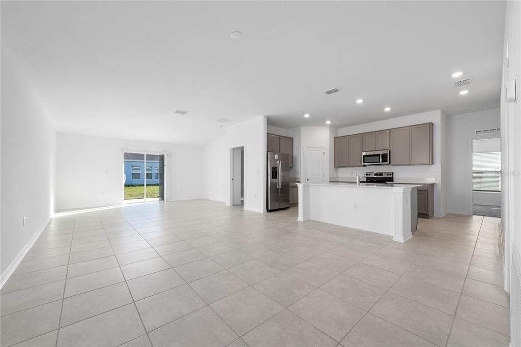 338 RUSTIC RAIL DRIVE, LAKE WALES, FL 33859 — zdjęcie 2
