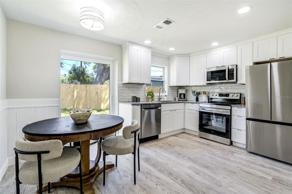 3579 POCAHONTAS DRIVE, LARGO, FL 33774 — zdjęcie 3