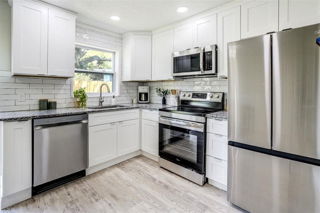 3579 POCAHONTAS DRIVE, LARGO, FL 33774 — zdjęcie 5
