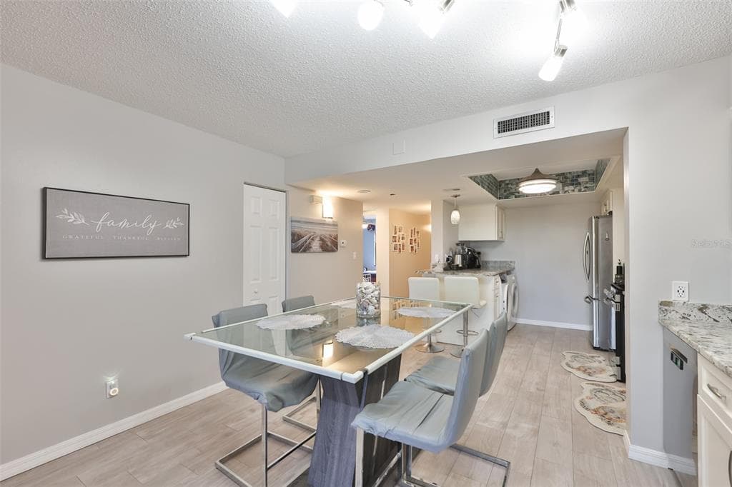 5400 PARK STREET N # 208, ST PETERSBURG, FL 33709 — zdjęcie 3