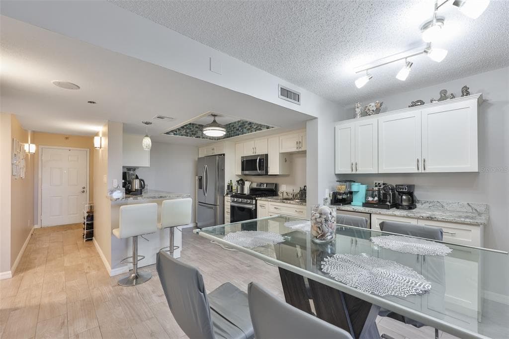 5400 PARK STREET N # 208, ST PETERSBURG, FL 33709 — zdjęcie 4