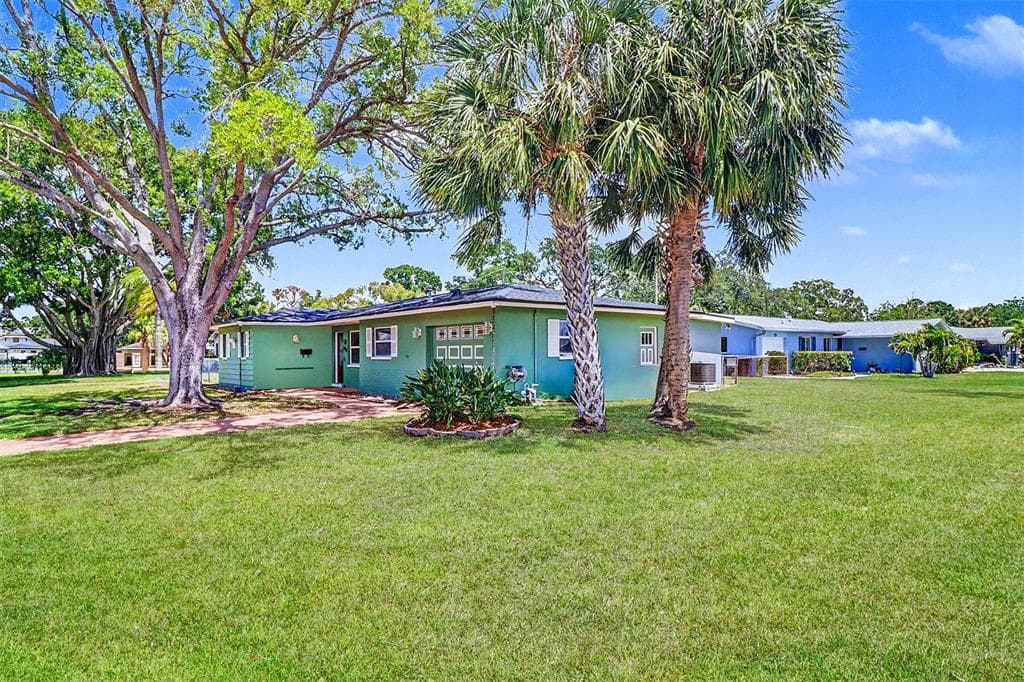 7901 3RD STREET N, ST PETERSBURG, FL 33702 — zdjęcie 2