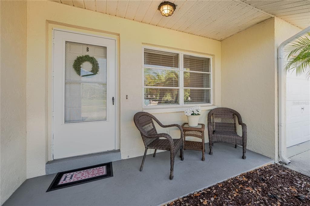 182 BOUNDARY BOULEVARD # B, ROTONDA WEST, FL 33947 — zdjęcie 2