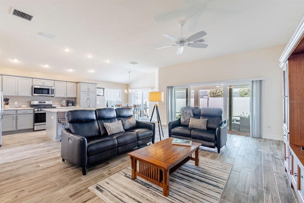 580 GOUGH PLACE, THE VILLAGES, FL 32163 — zdjęcie 2
