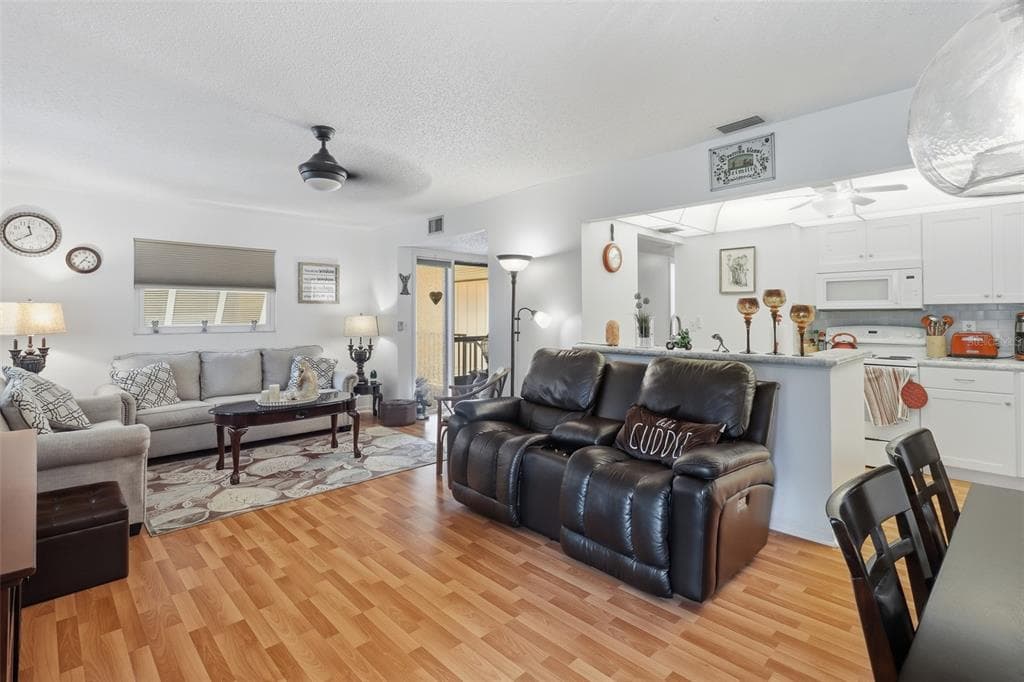 120 HIBISCUS WOODS COURT # 9B, DELTONA, FL 32725 — zdjęcie 2