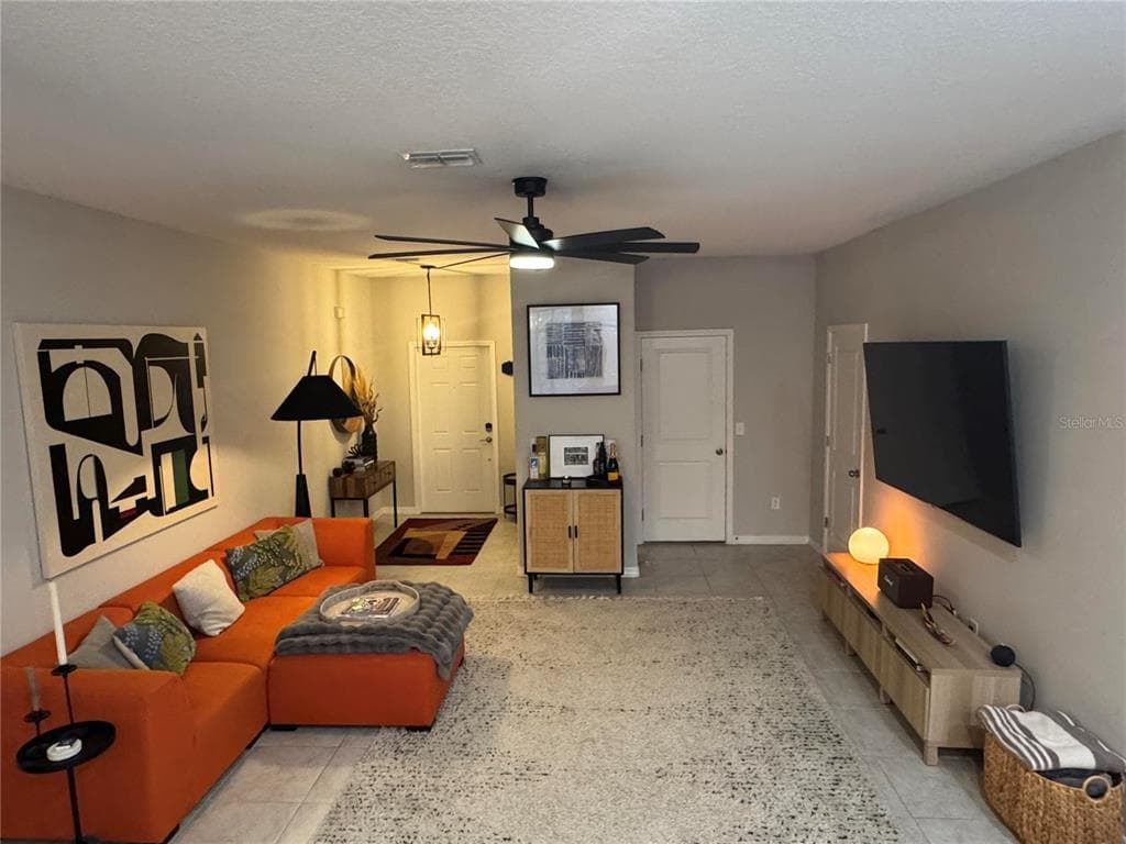 9640 PEMBROOKE PINES DRIVE, SUN CITY CENTER, FL 33573 — zdjęcie 3