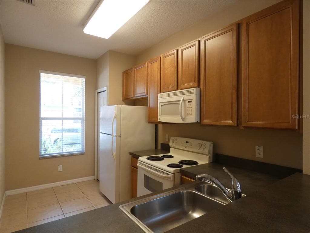2111 RETREAT VIEW CIRCLE, SANFORD, FL 32771 — zdjęcie 5