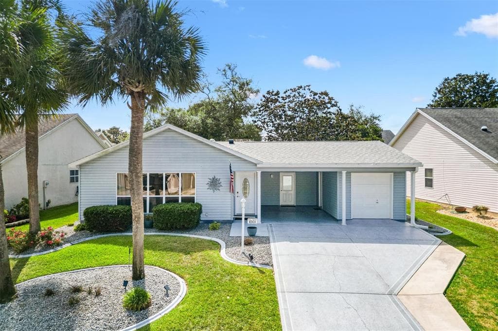 406 DEL MAR DRIVE, LADY LAKE, FL 32159