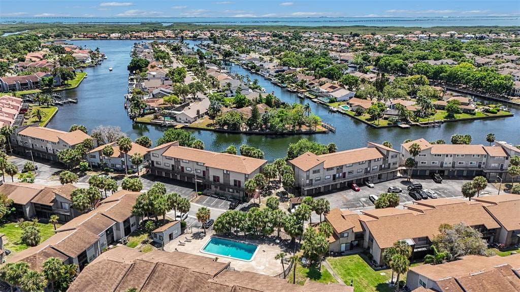 6308 NEWTOWN CIRCLE # C4, TAMPA, FL 33615