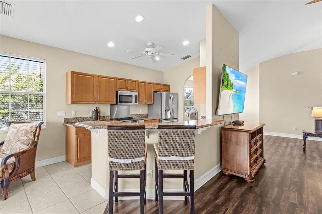 5626 CAPE HARBOUR DRIVE # 202, CAPE CORAL, FL 33914 — zdjęcie 3