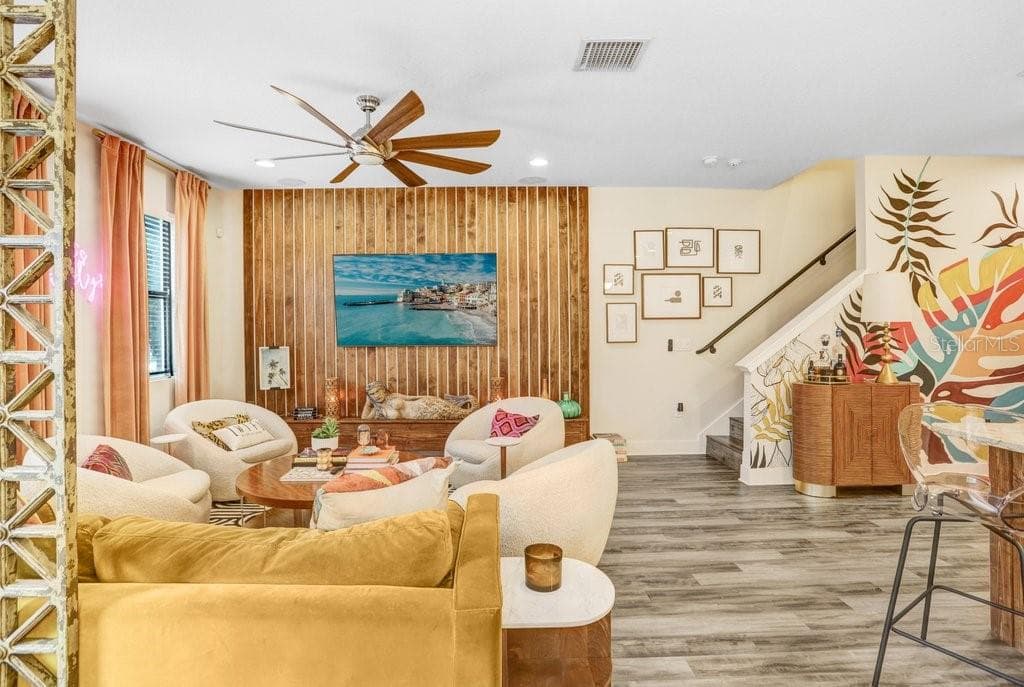 1210 25TH STREET N, ST PETERSBURG, FL 33713 — zdjęcie 2