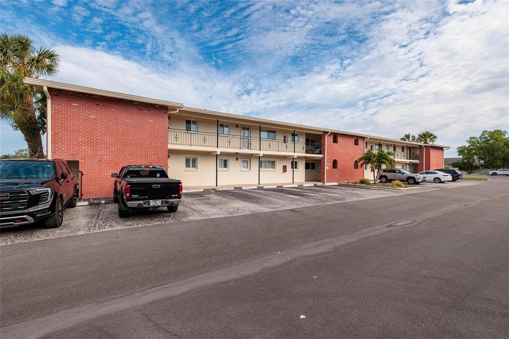 4550 OVERLOOK DRIVE NE # 154, ST PETERSBURG, FL 33703 — zdjęcie 3