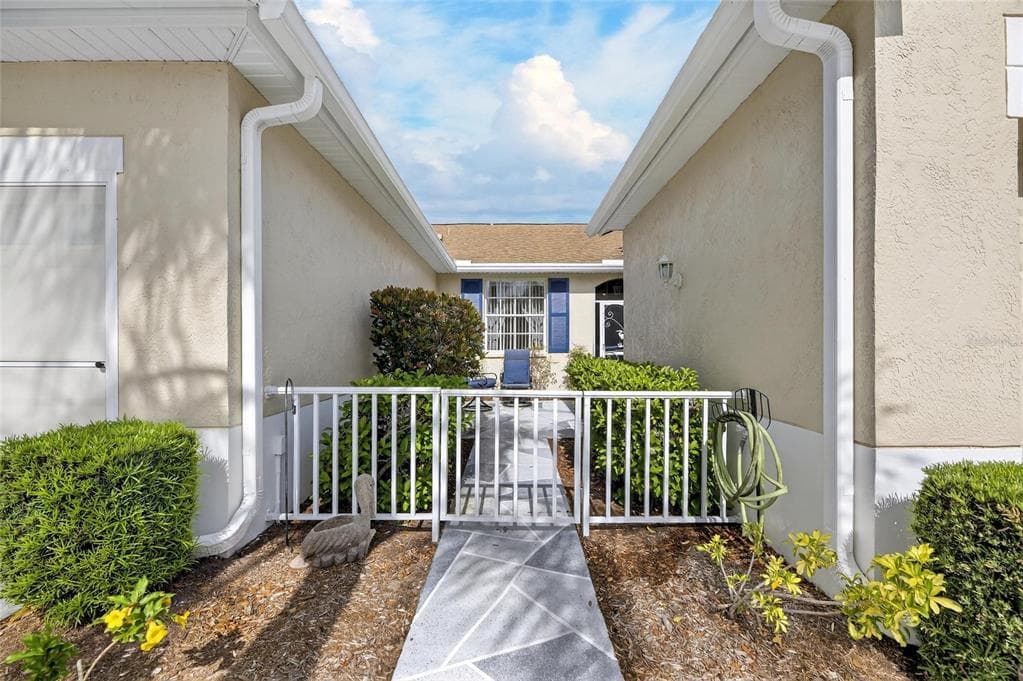 1012 RADISON AVENUE # 12, SUN CITY CENTER, FL 33573 — zdjęcie 3