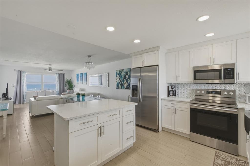 1270 GULF BOULEVARD # 1202, CLEARWATER BEACH, FL 33767 — zdjęcie 3