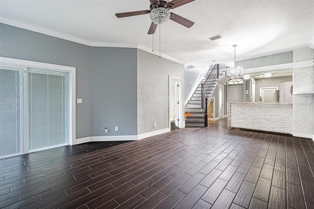 6400 46TH AVENUE N # 3, KENNETH CITY, FL 33709 — zdjęcie 3