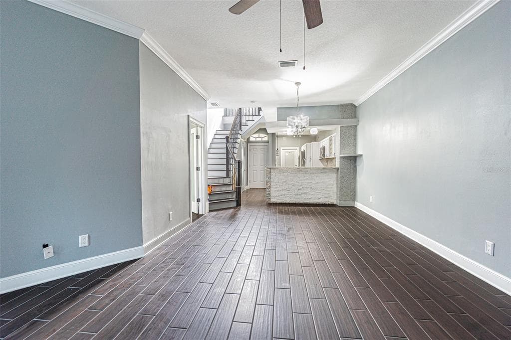 6400 46TH AVENUE N # 3, KENNETH CITY, FL 33709 — zdjęcie 4