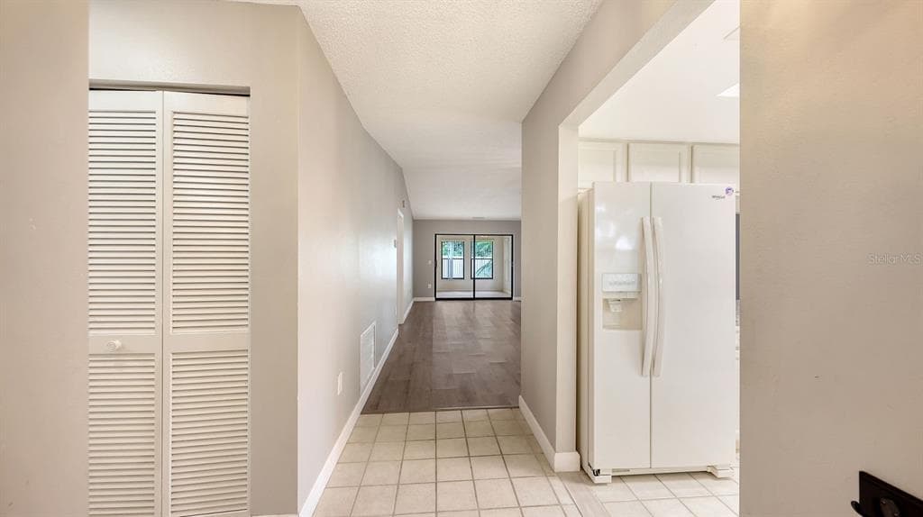 4633 OAK HILL DRIVE # 13, SARASOTA, FL 34232 — zdjęcie 5