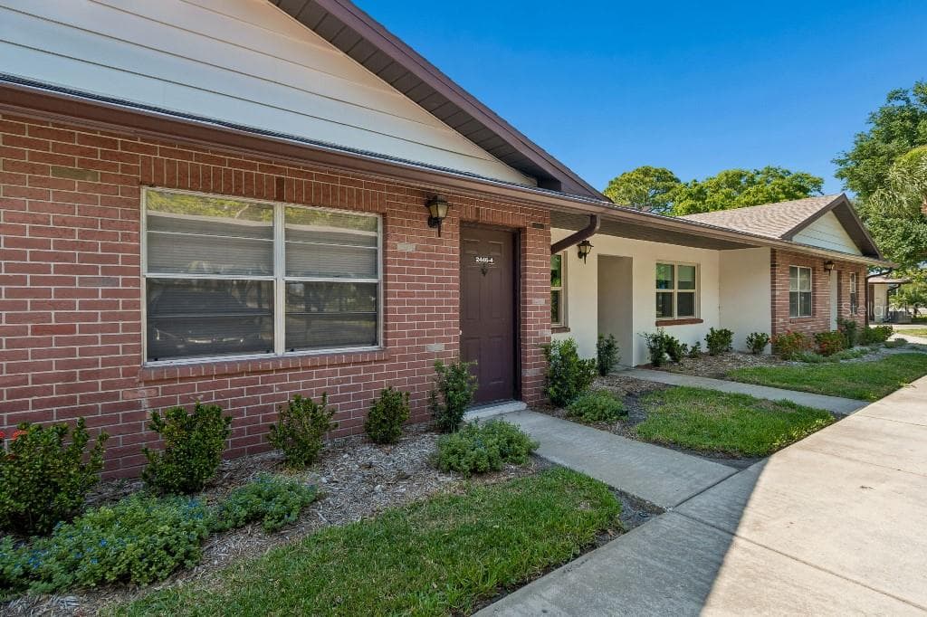 2446 ENTERPRISE ROAD # 4, CLEARWATER, FL 33763 — zdjęcie 3
