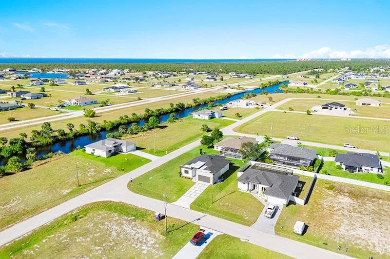 3927 NW 38TH STREET, CAPE CORAL, FL 33993 — zdjęcie 5