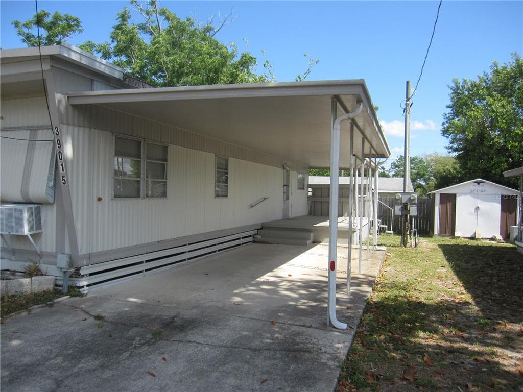39015 HILLCREST DRIVE, ZEPHYRHILLS, FL 33542 — zdjęcie 2
