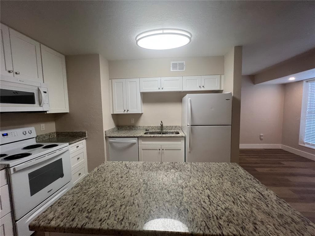 2472 PICNIC STREET, PORT CHARLOTTE, FL 33952 — zdjęcie 5