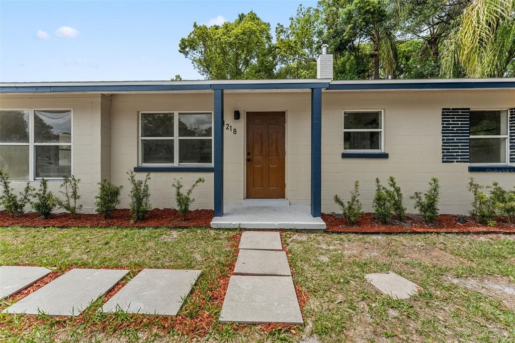 1218 CRESCENT STREET, SANFORD, FL 32771