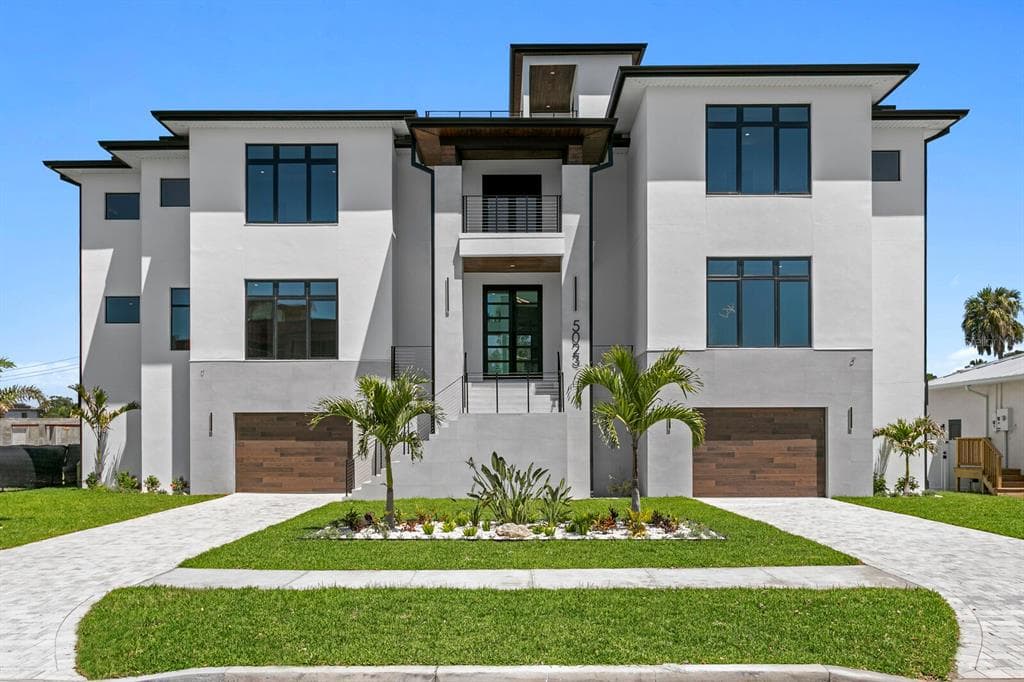 5023 W LEONA STREET, TAMPA, FL 33629