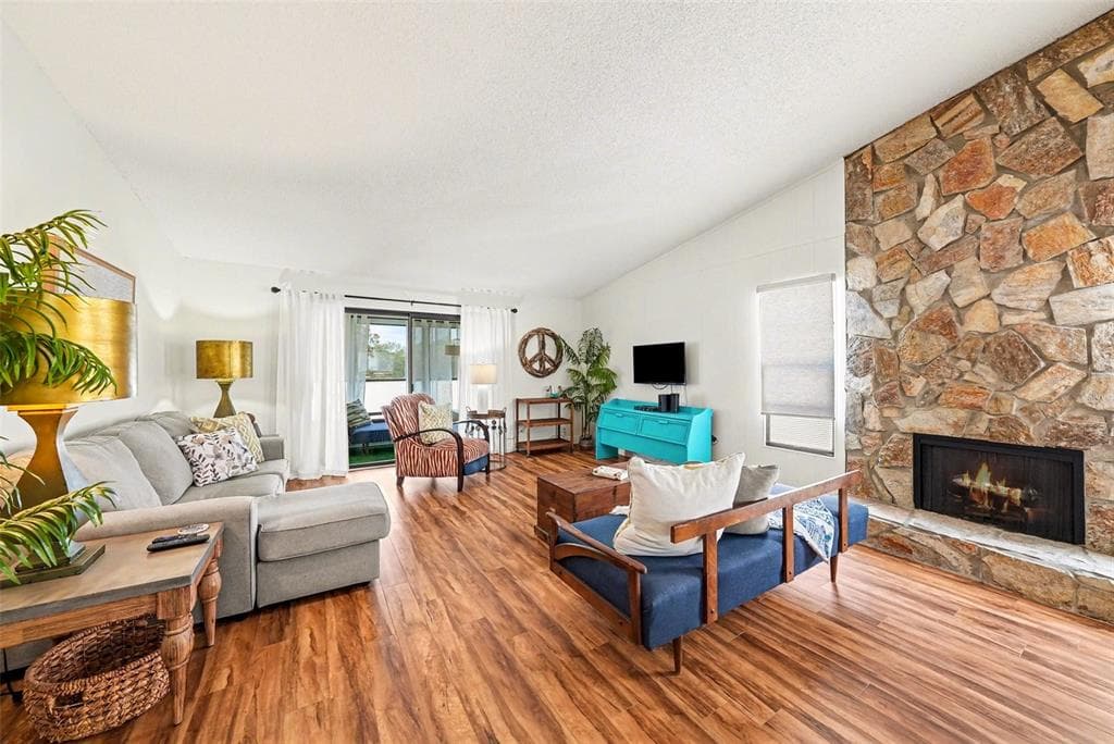 9990 EAGLES POINT CIRCLE # 4, PORT RICHEY, FL 34668 — zdjęcie 4