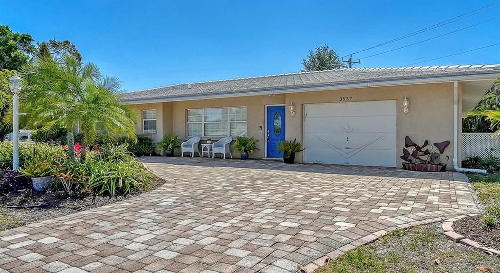 3537 S SCHOOL AVENUE, SARASOTA, FL 34239 — zdjęcie 5