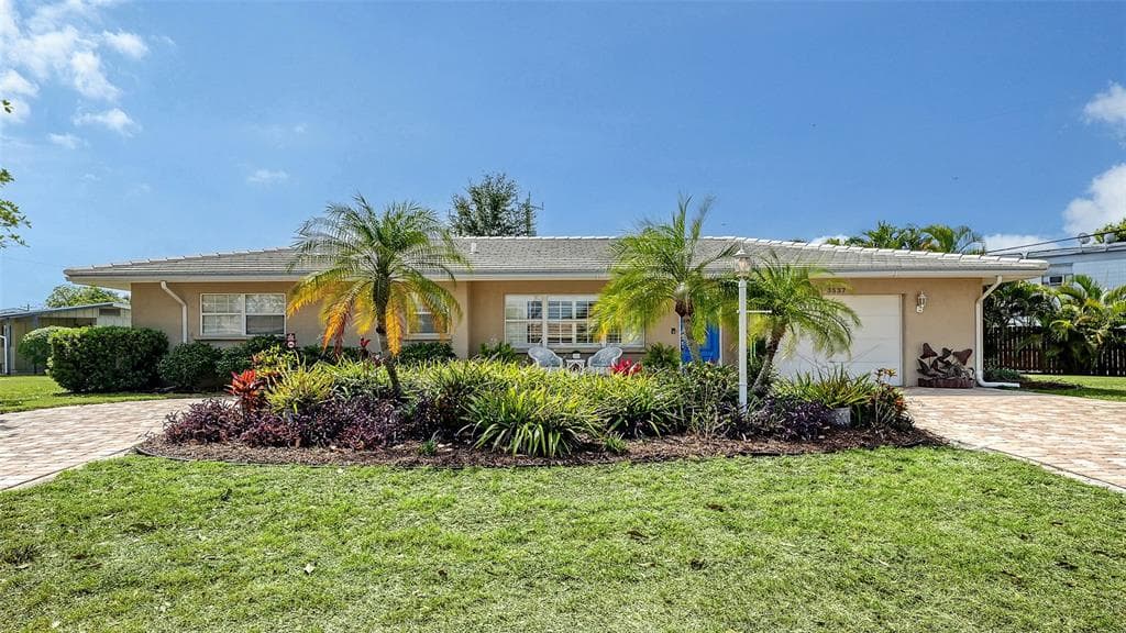 3537 S SCHOOL AVENUE, SARASOTA, FL 34239 — zdjęcie 4