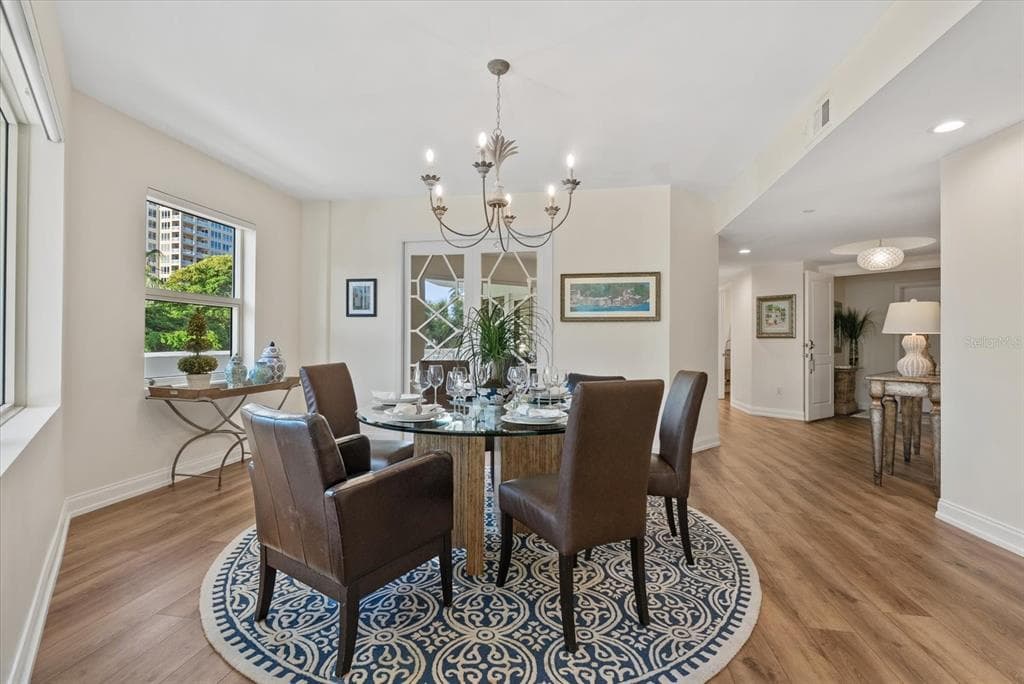 128 GOLDEN GATE POINT # 202A, SARASOTA, FL 34236 — zdjęcie 5