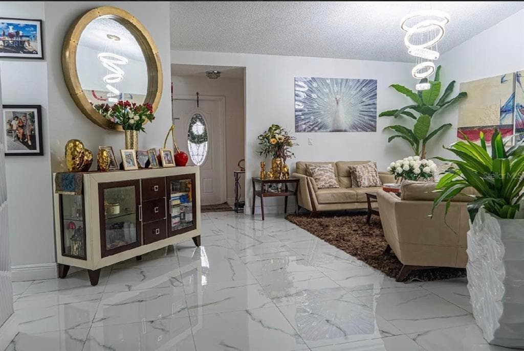 8419 NW 193RD LN, HIALEAH, FL 33015 — zdjęcie 4