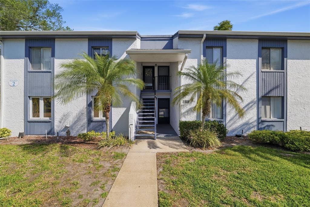 130 CYPRESS LANE # 130, OLDSMAR, FL 34677