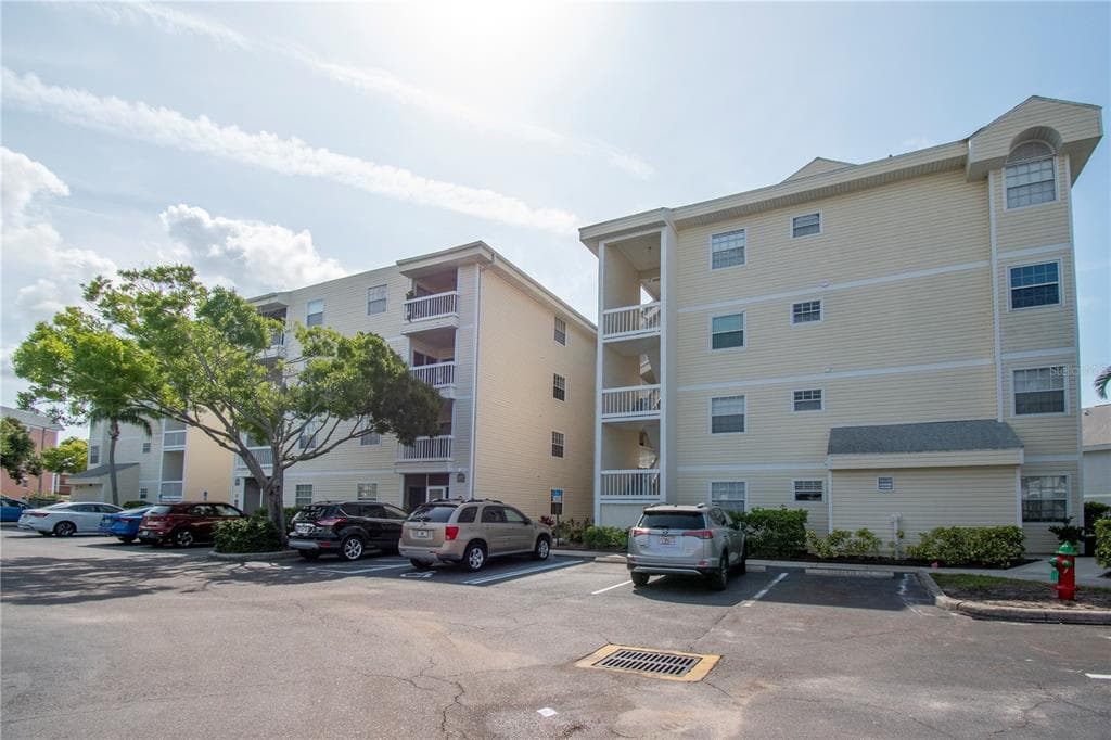 6817 STONES THROW CIRCLE N # 17203, ST PETERSBURG, FL 33710