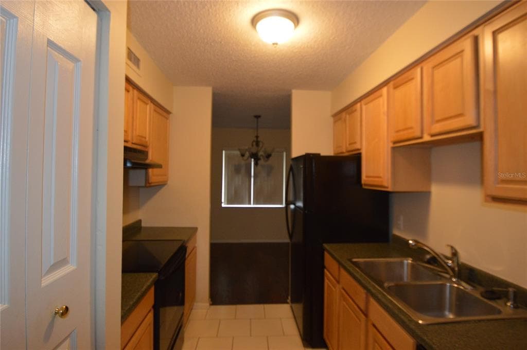 7509 PRESLEY PLACE # 96, TAMPA, FL 33617 — zdjęcie 2