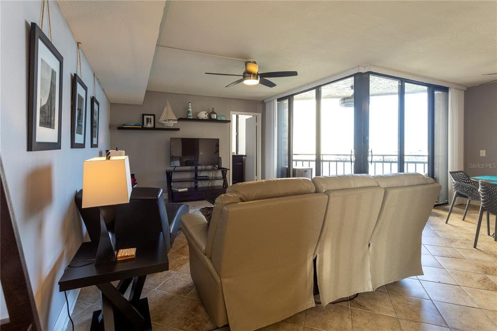 5825 PUERTA DEL SOL BOULEVARD S # 265, ST PETERSBURG, FL 33715 — zdjęcie 2
